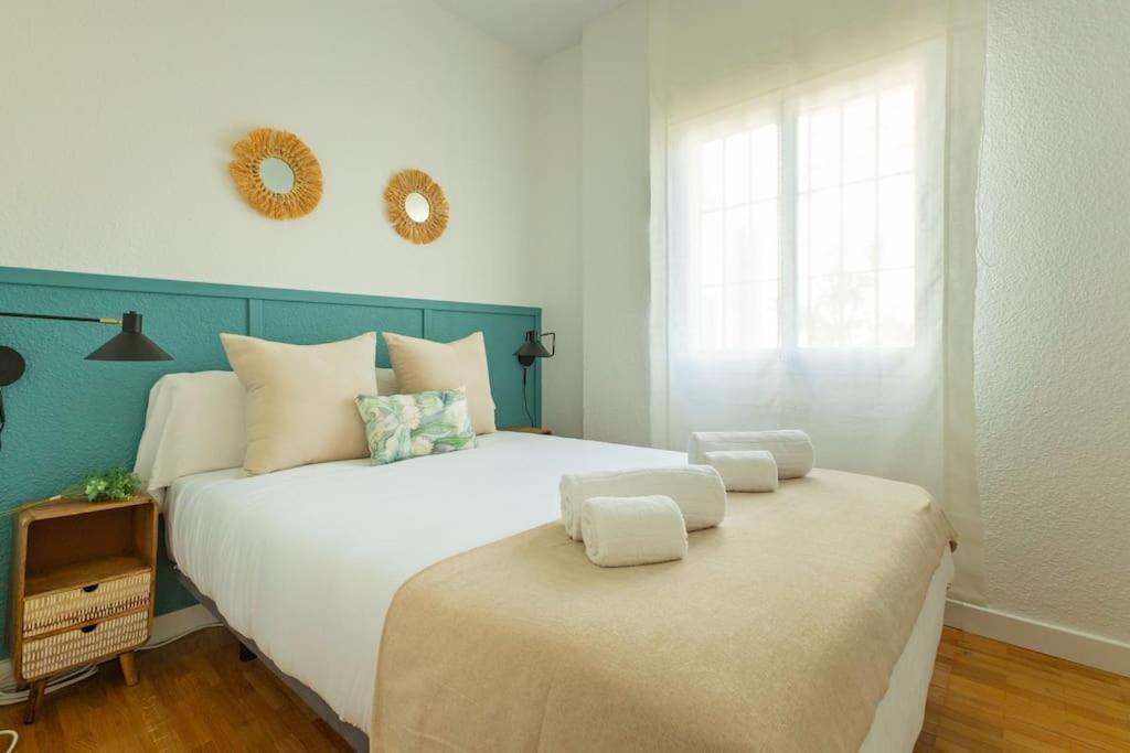 Triana Deluxe By Valcambre Apartment Севиля Екстериор снимка