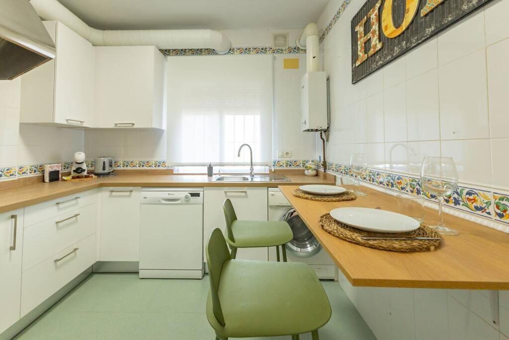 Triana Deluxe By Valcambre Apartment Севиля Екстериор снимка