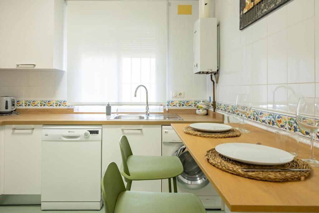 Triana Deluxe By Valcambre Apartment Севиля Екстериор снимка