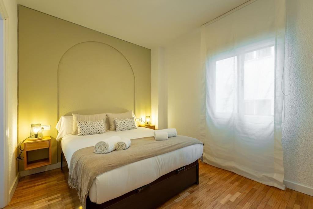 Triana Deluxe By Valcambre Apartment Севиля Екстериор снимка