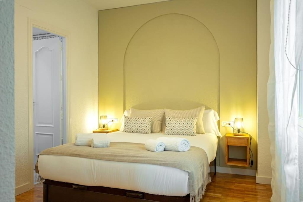 Triana Deluxe By Valcambre Apartment Севиля Екстериор снимка